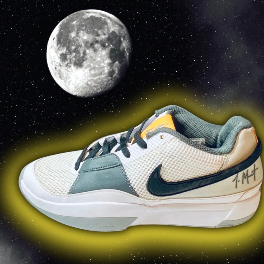 NIKE JA 1 ‘ LIGHT SMOKE GREY ‘